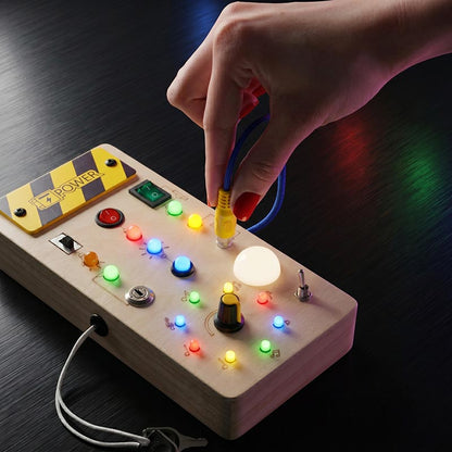 Placa Montessori din Lemn cu Comutator